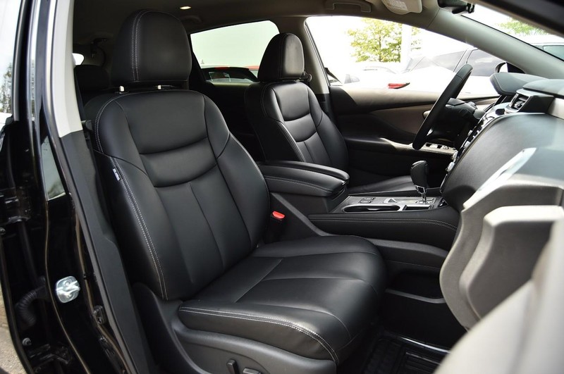 Nissan Murano Vehicle Image 21