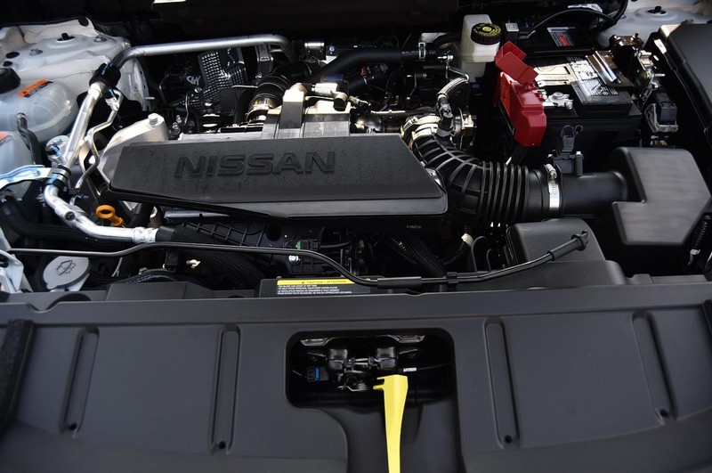 Nissan Rogue Vehicle Image 26