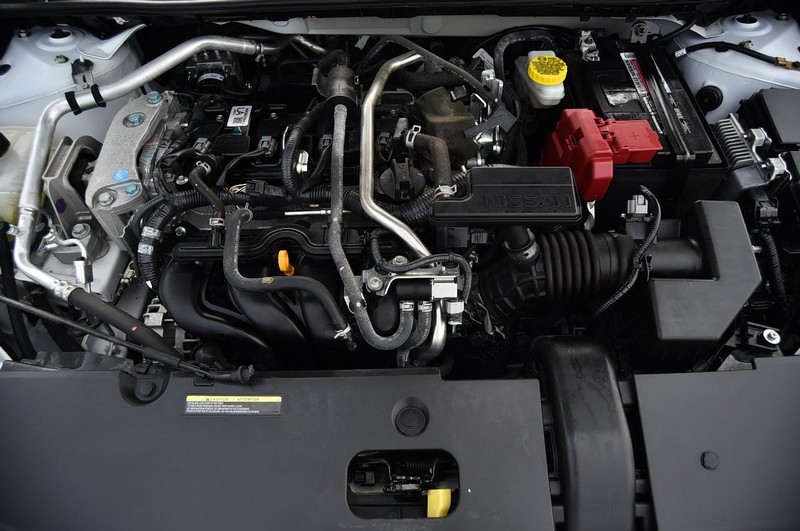 Nissan Sentra Vehicle Image 28