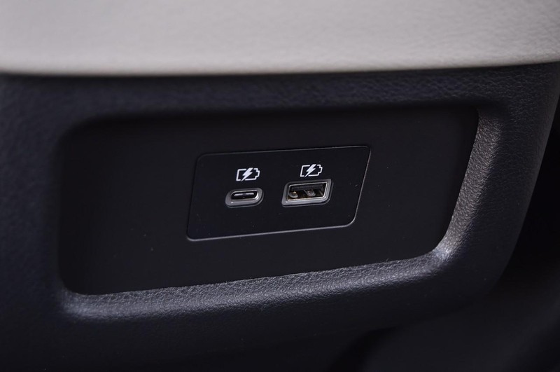 Nissan Pathfinder Vehicle Image 26