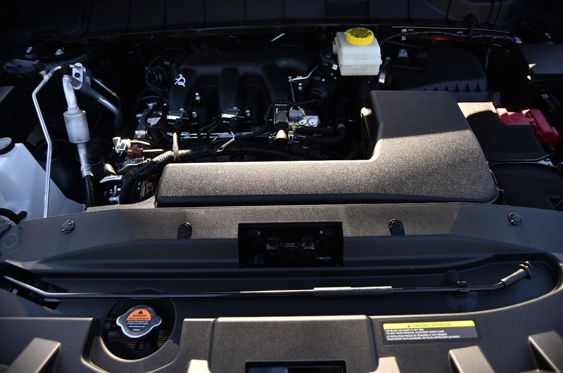 Nissan Pathfinder Vehicle Image 30