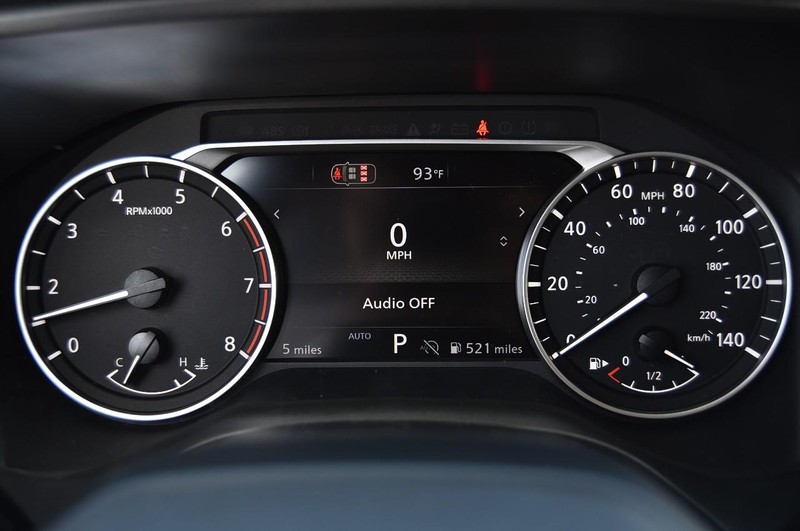 Nissan Rogue Vehicle Image 13