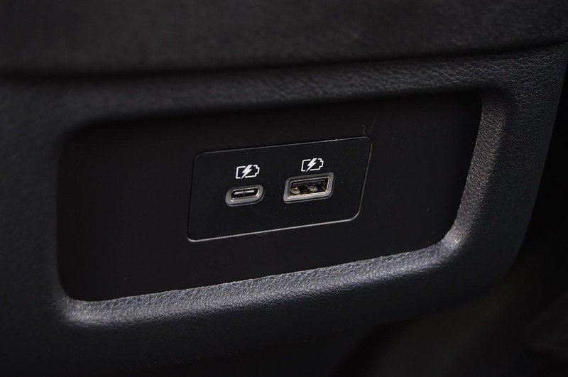 Nissan Pathfinder Vehicle Image 26