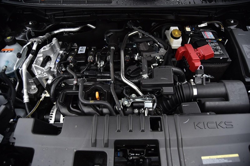 Nissan Kicks Vehicle Image 25