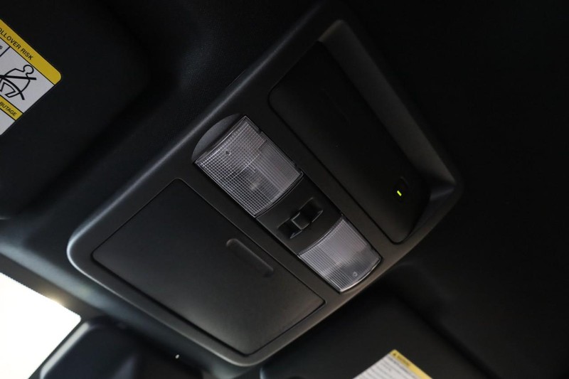 Nissan Frontier Vehicle Image 16