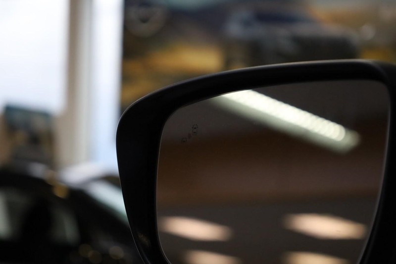 Nissan Frontier Vehicle Image 19