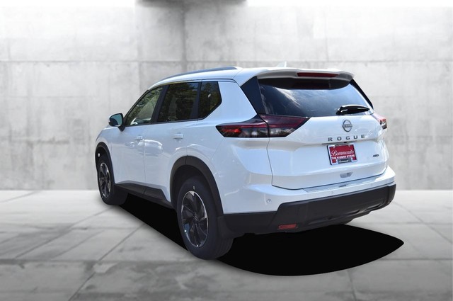 Nissan Rogue Vehicle Image 07