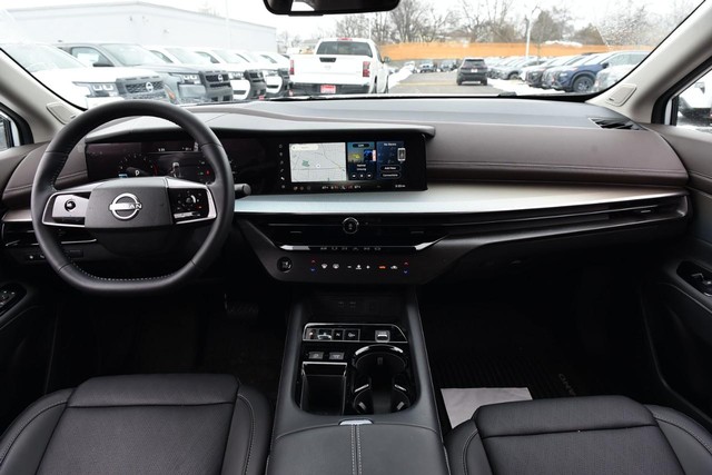 Nissan Murano Vehicle Full-screen Gallery Image 8