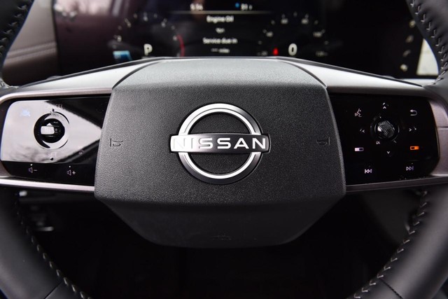 Nissan Murano Vehicle Full-screen Gallery Image 23