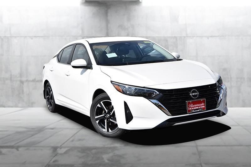 Nissan Sentra Vehicle Image 02