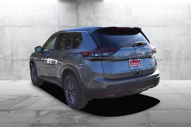 Nissan Rogue Vehicle Image 07
