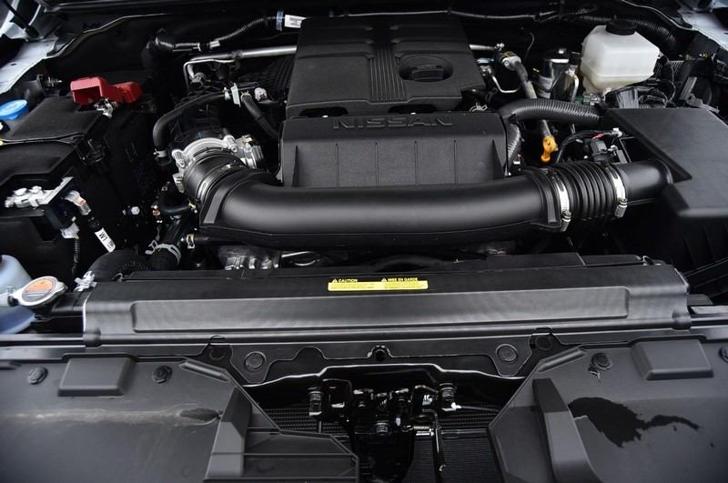 Nissan Frontier Vehicle Full-screen Gallery Image 26