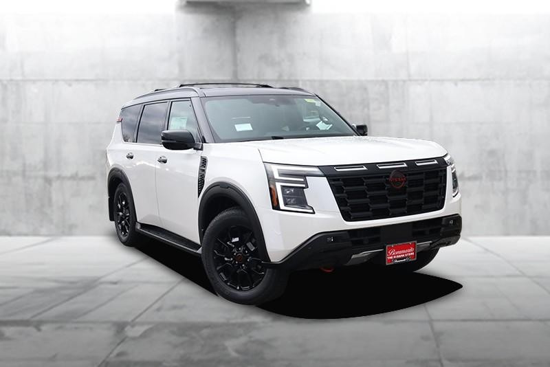 Nissan Armada Vehicle Full-screen Gallery Image 2