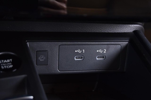 Nissan Kicks Vehicle Image 19