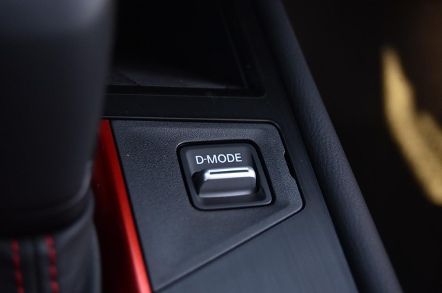 Nissan Kicks Vehicle Image 21