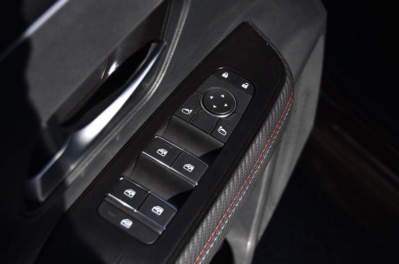 Nissan Kicks Vehicle Image 09