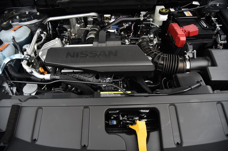 Nissan Rogue Vehicle Full-screen Gallery Image 30