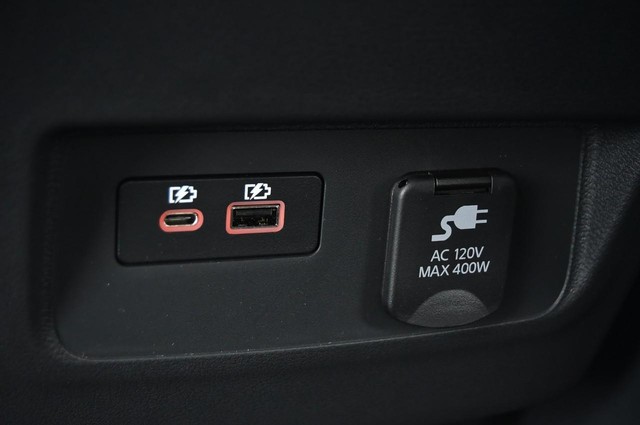 Nissan Frontier Vehicle Image 25