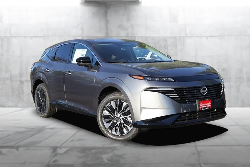 Nissan Murano Vehicle Full-screen Gallery Image 2