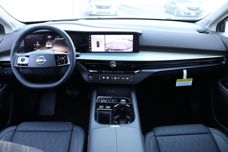 Nissan Murano Vehicle Full-screen Gallery Image 21