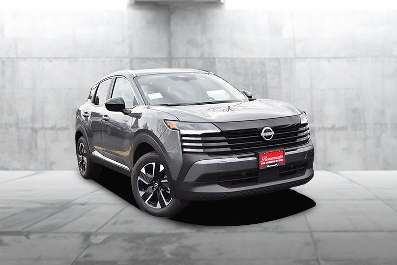 Nissan Kicks Vehicle Full-screen Gallery Image 2