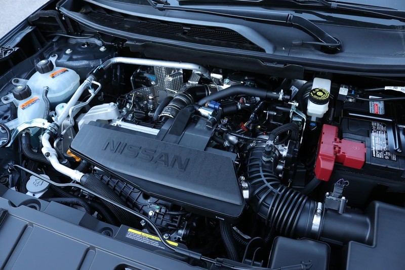 Nissan Rogue Vehicle Full-screen Gallery Image 22