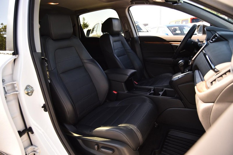 Honda CR-V Vehicle Full-screen Gallery Image 24