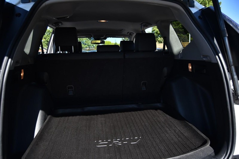 Honda CR-V Vehicle Full-screen Gallery Image 29