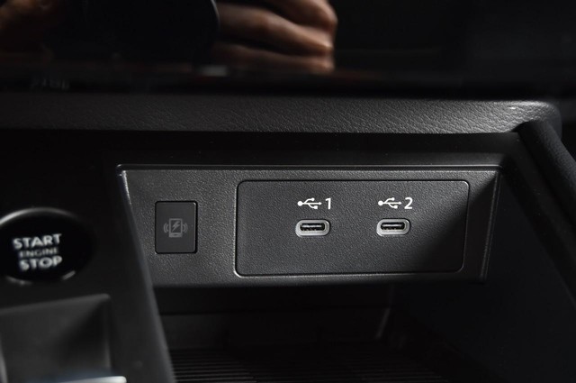 Nissan Kicks Vehicle Image 19