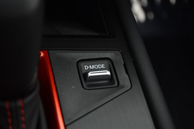 Nissan Kicks Vehicle Image 21