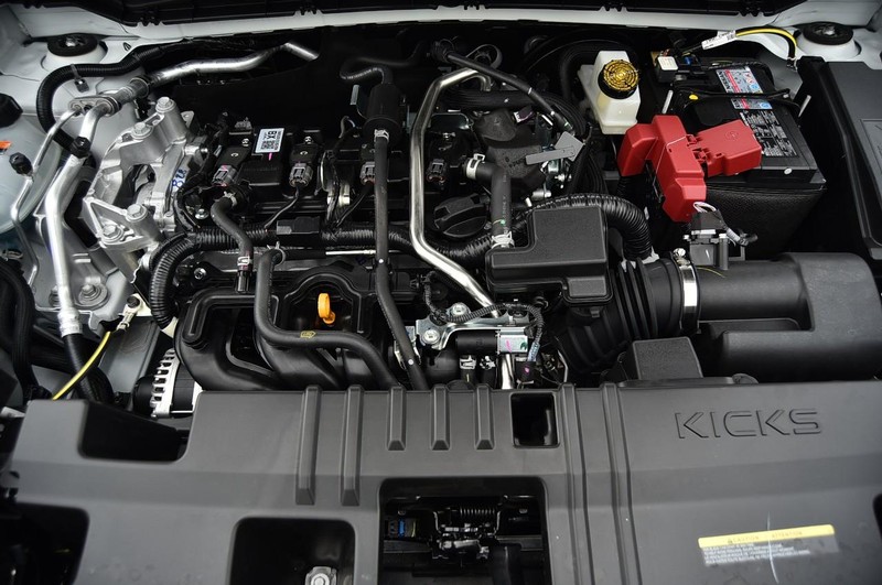 Nissan Kicks Vehicle Full-screen Gallery Image 30