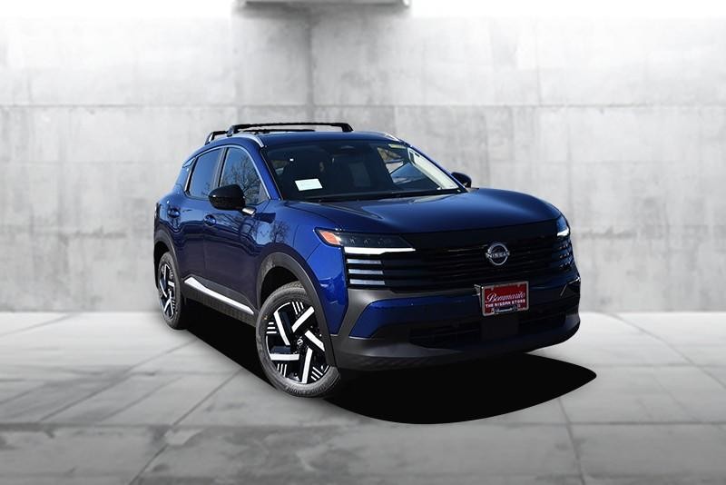 Nissan Kicks Vehicle Image 02