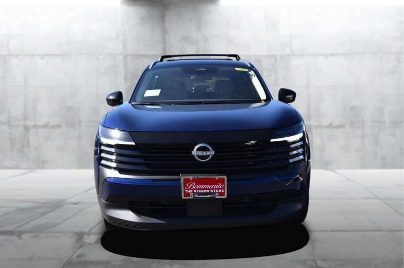 Nissan Kicks Vehicle Image 04