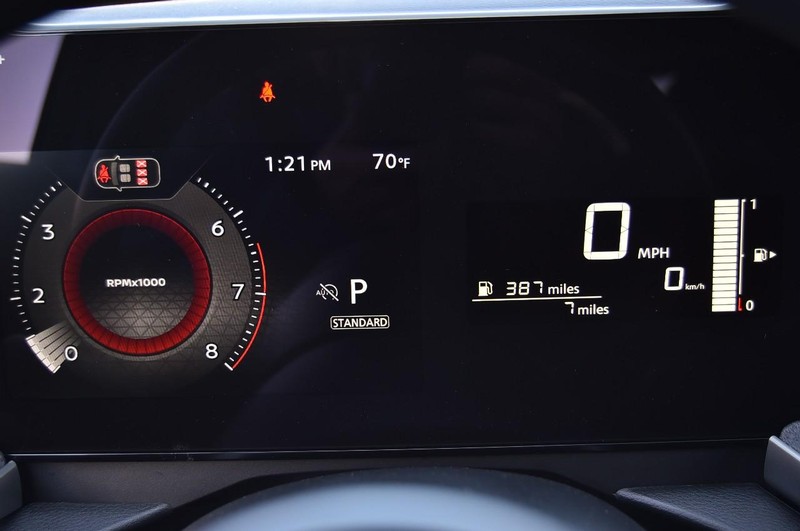 Nissan Kicks Vehicle Image 12