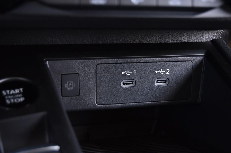 Nissan Kicks Vehicle Image 17