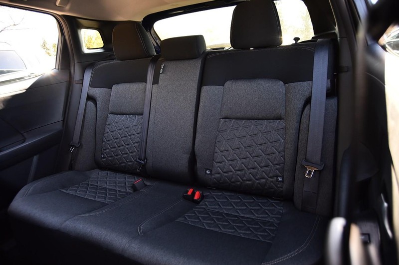 Nissan Kicks Vehicle Image 24