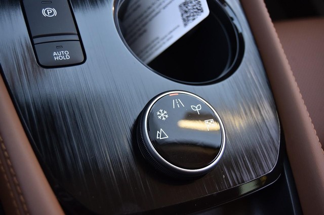 Nissan Rogue Vehicle Image 20