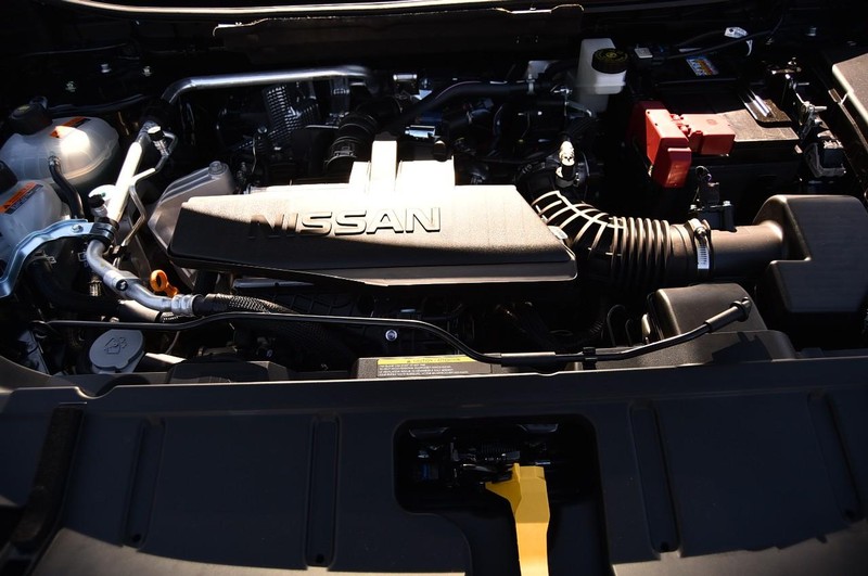 Nissan Rogue Vehicle Image 30