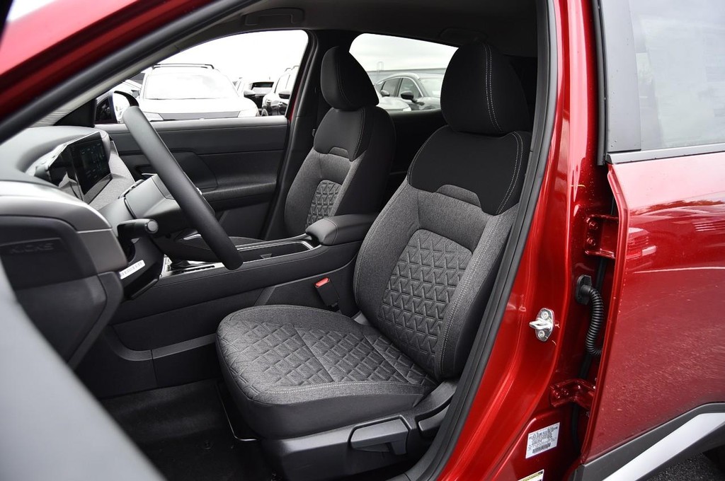 Nissan Kicks Vehicle Image 20