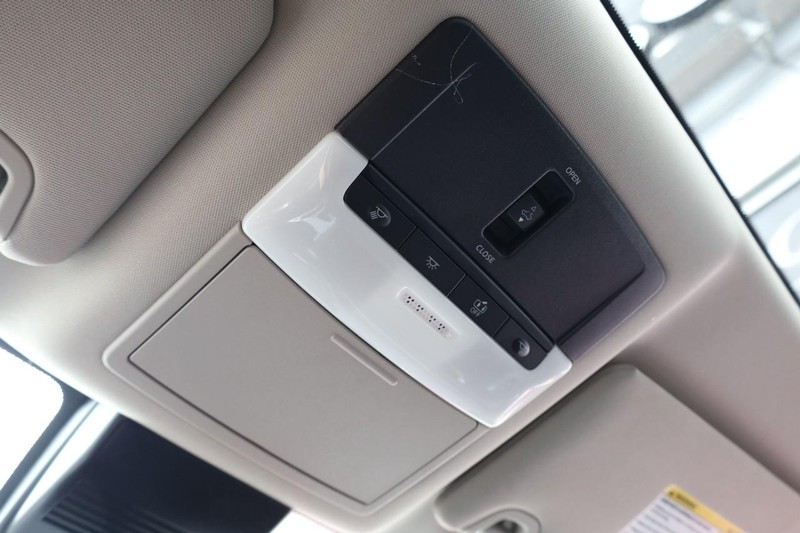 Nissan Altima Vehicle Image 17