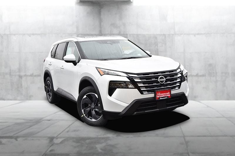 Nissan Rogue Vehicle Full-screen Gallery Image 2