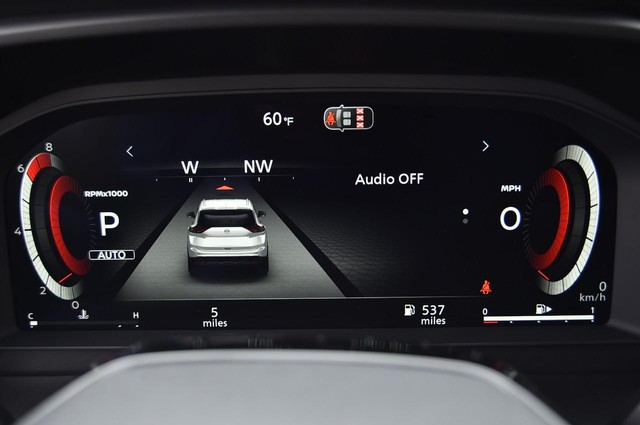 Nissan Rogue Vehicle Image 13