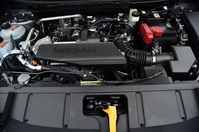 Nissan Rogue Vehicle Image 30