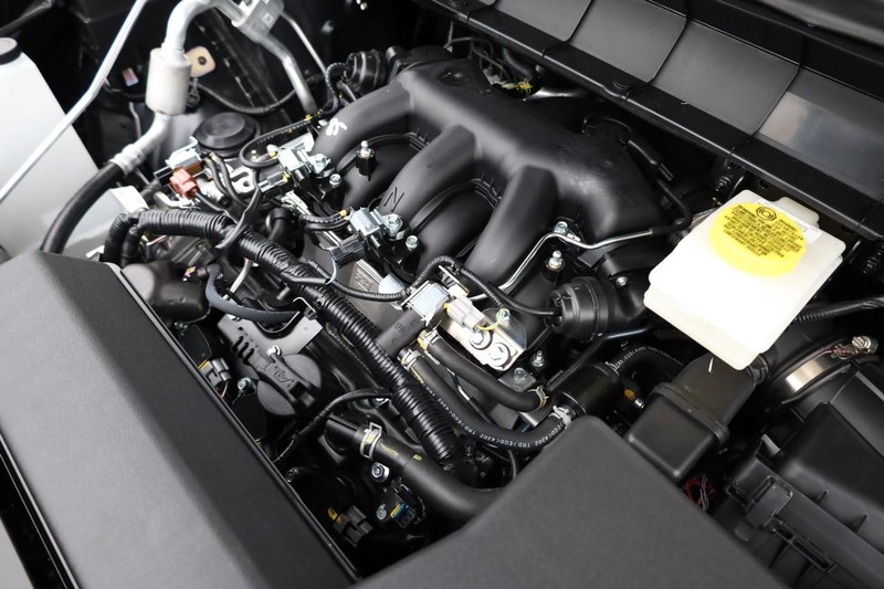 Nissan Pathfinder Vehicle Full-screen Gallery Image 29