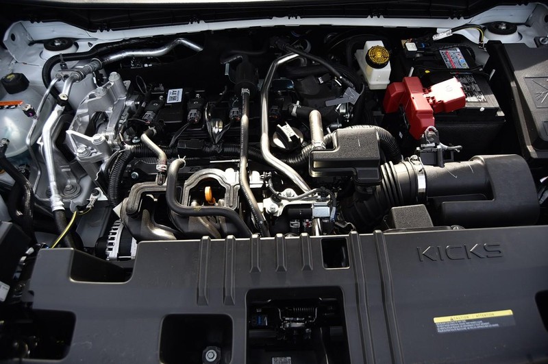 Nissan Kicks Vehicle Full-screen Gallery Image 26