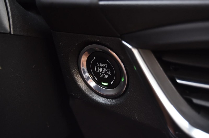 Buick Encore GX Vehicle Full-screen Gallery Image 18