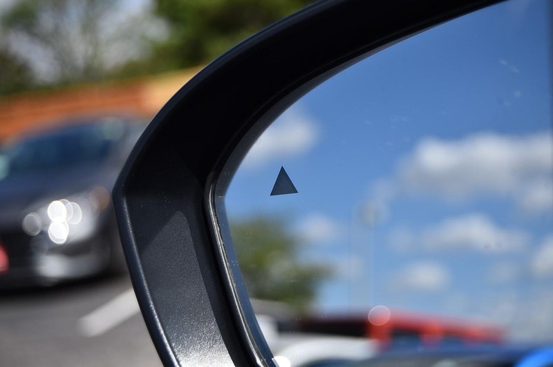 Nissan Rogue Vehicle Image 10