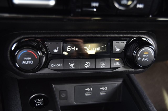 Nissan Kicks Vehicle Image 16