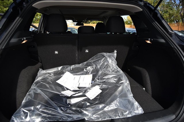 Nissan Kicks Vehicle Image 25