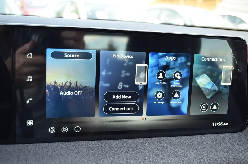 Nissan Kicks Vehicle Image 14